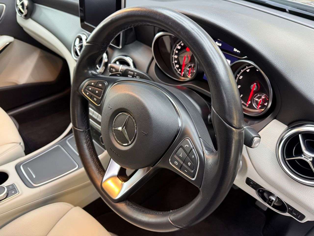 2018 MERCEDES-BENZ GLA 2018 MERCEDES-BENZ GLA