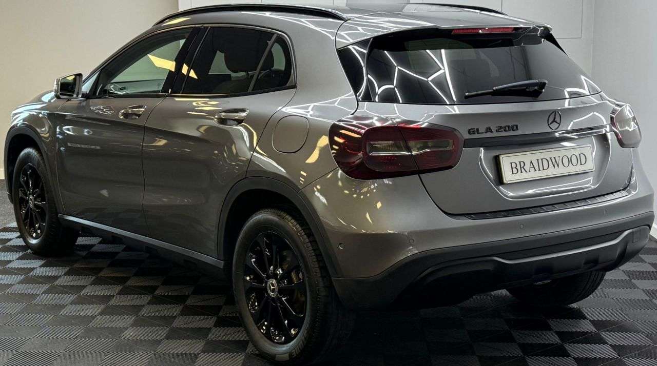A 2018 MERCEDES-BENZ GLA 1.6 GLA200 SE (Executive) SUV 5dr Petrol 7G-DCT Euro 6 (s/s) (156 ps) A 2018 MERCEDES-BENZ GLA 1.6 GLA200 SE (Executive) SUV 5dr Petrol 7G-DCT Euro 6 (s/s) (156 ps)