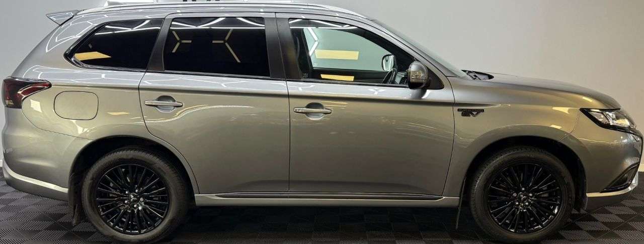 2021 MITSUBISHI OUTLANDER 2021 MITSUBISHI OUTLANDER
