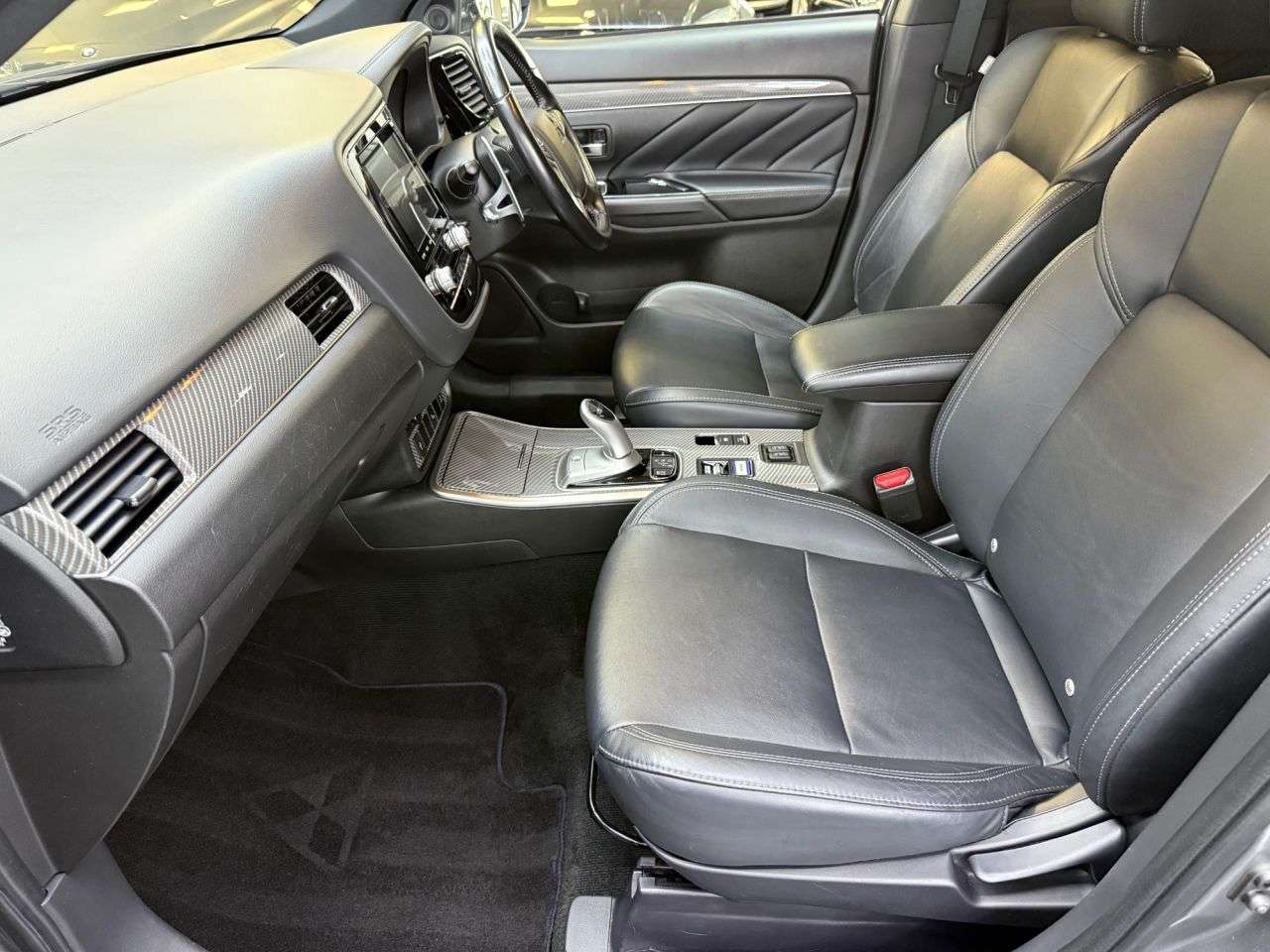 2021 MITSUBISHI OUTLANDER 2021 MITSUBISHI OUTLANDER