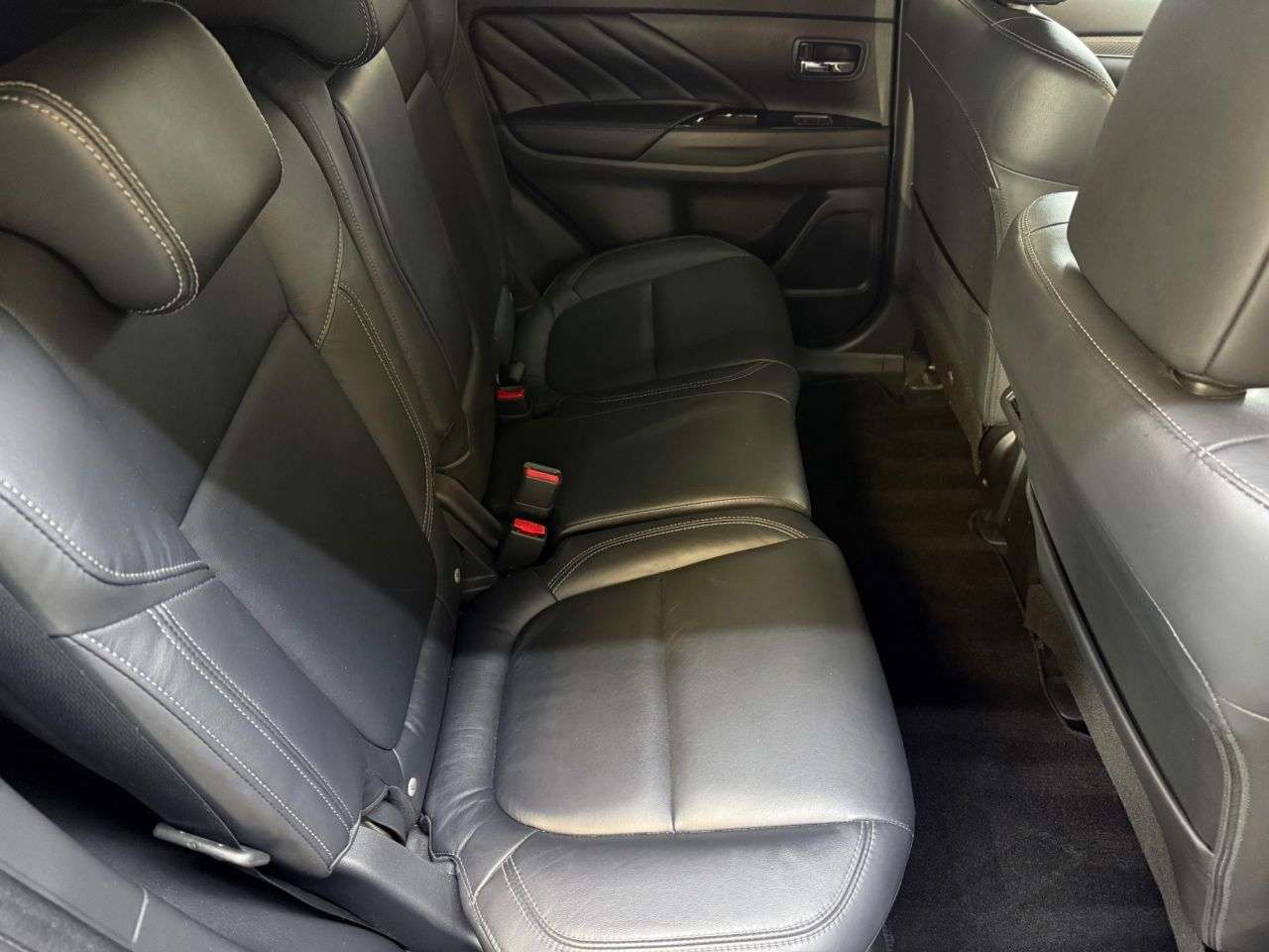 2021 MITSUBISHI OUTLANDER 2021 MITSUBISHI OUTLANDER