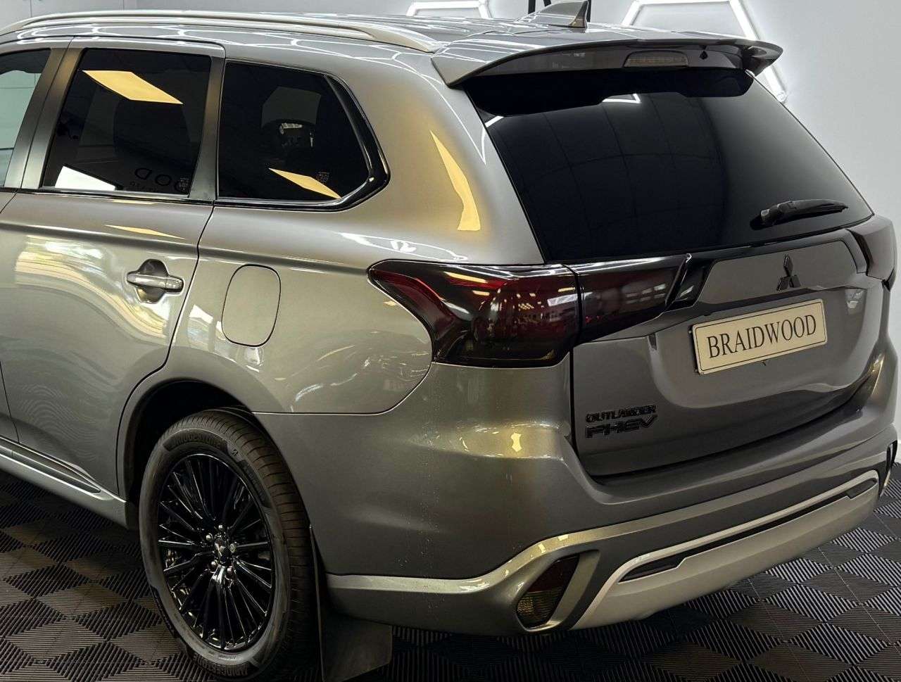 2021 MITSUBISHI OUTLANDER 2021 MITSUBISHI OUTLANDER