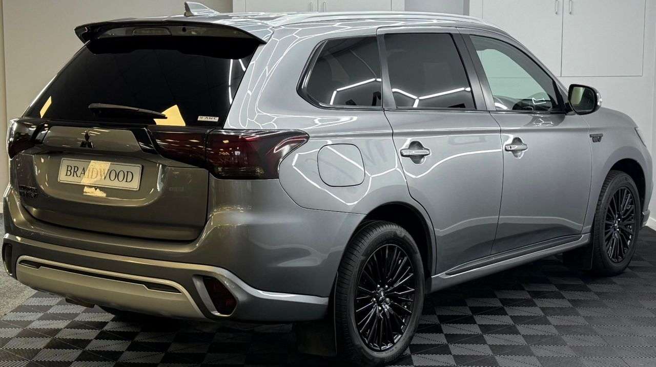 2021 MITSUBISHI OUTLANDER 2021 MITSUBISHI OUTLANDER
