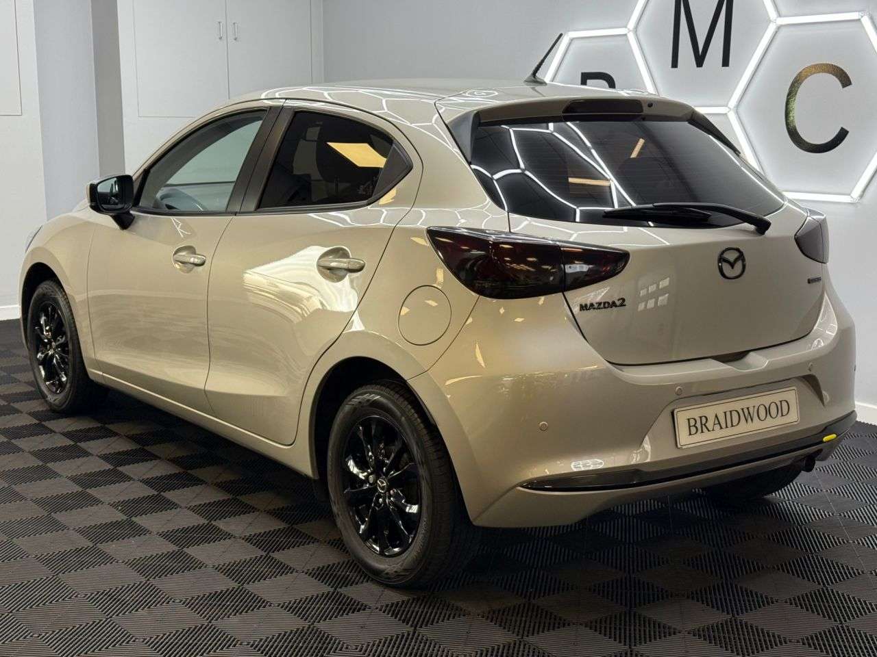 A 2023 MAZDA MAZDA2 1.5 SKYACTIV-G Centre-Line Hatchback 5dr Petrol Manual Euro 6 (s/s) (75 ps) A 2023 MAZDA MAZDA2 1.5 SKYACTIV-G Centre-Line Hatchback 5dr Petrol Manual Euro 6 (s/s) (75 ps)