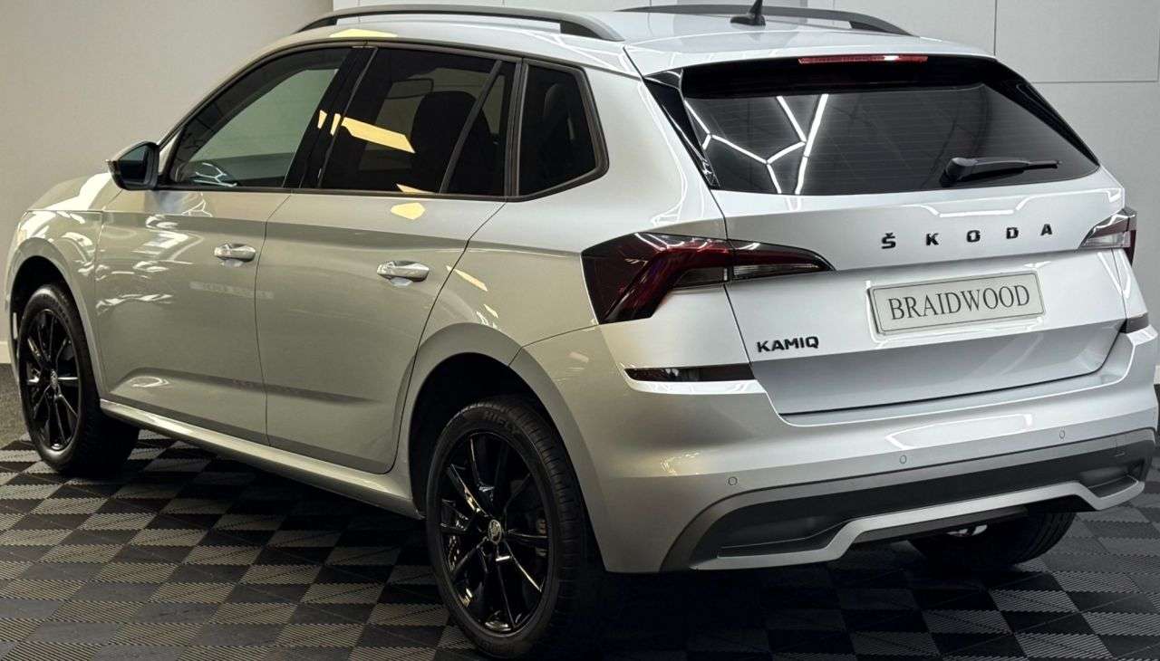 A 2020 SKODA KAMIQ 1.0 TSI SE SUV 5dr Petrol Manual Euro 6 (s/s) (115 ps) A 2020 SKODA KAMIQ 1.0 TSI SE SUV 5dr Petrol Manual Euro 6 (s/s) (115 ps)