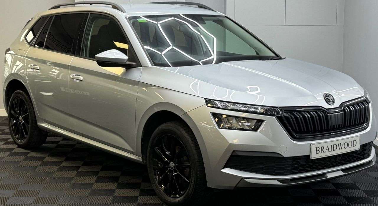 A 2020 SKODA KAMIQ 1.0 TSI SE SUV 5dr Petrol Manual Euro 6 (s/s) (115 ps) A 2020 SKODA KAMIQ 1.0 TSI SE SUV 5dr Petrol Manual Euro 6 (s/s) (115 ps)