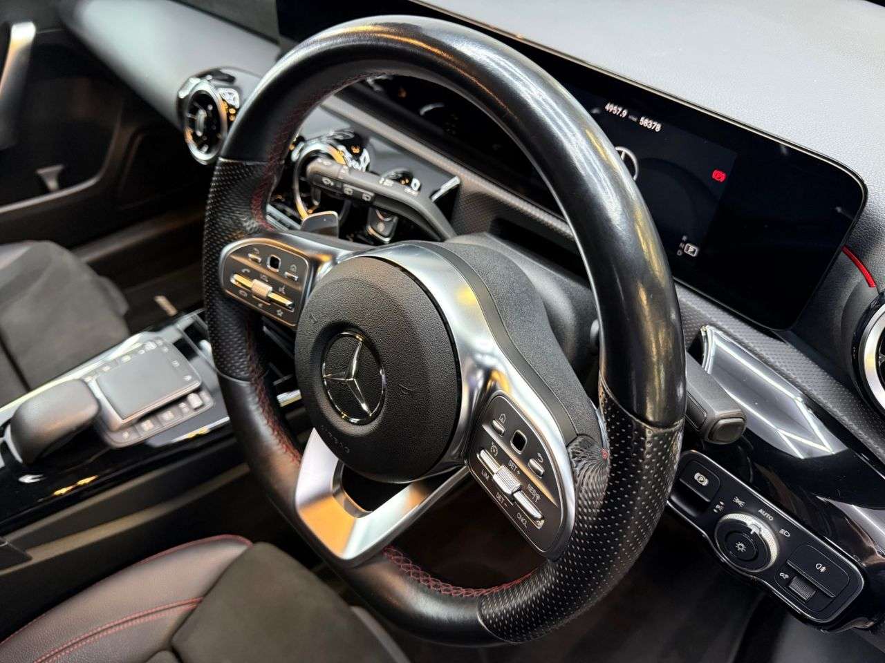 2021 MERCEDES-BENZ A CLASS 2021 MERCEDES-BENZ A CLASS