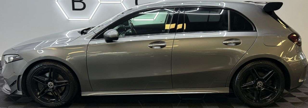 2021 MERCEDES-BENZ A CLASS 2021 MERCEDES-BENZ A CLASS