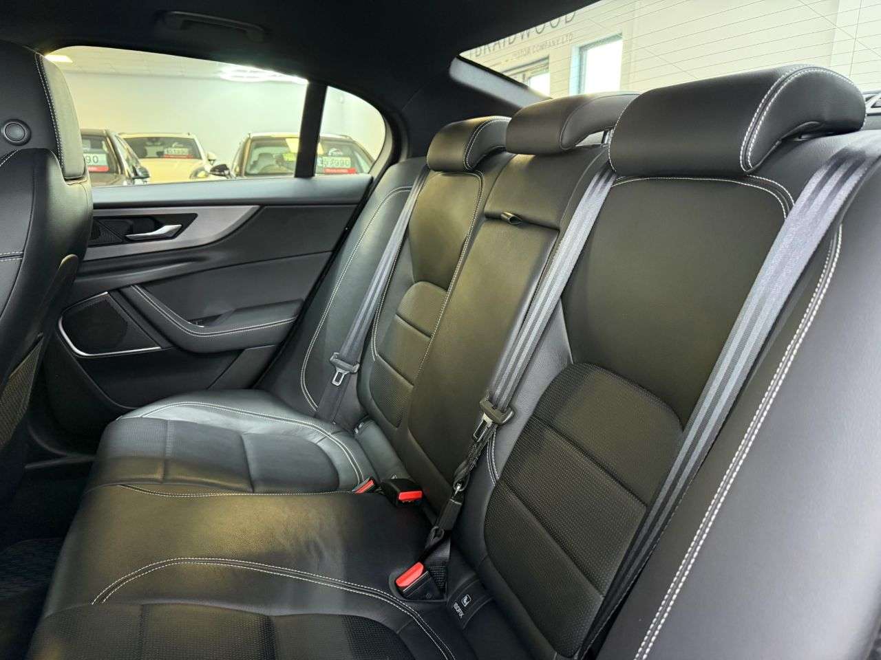 2020 JAGUAR XE 2020 JAGUAR XE