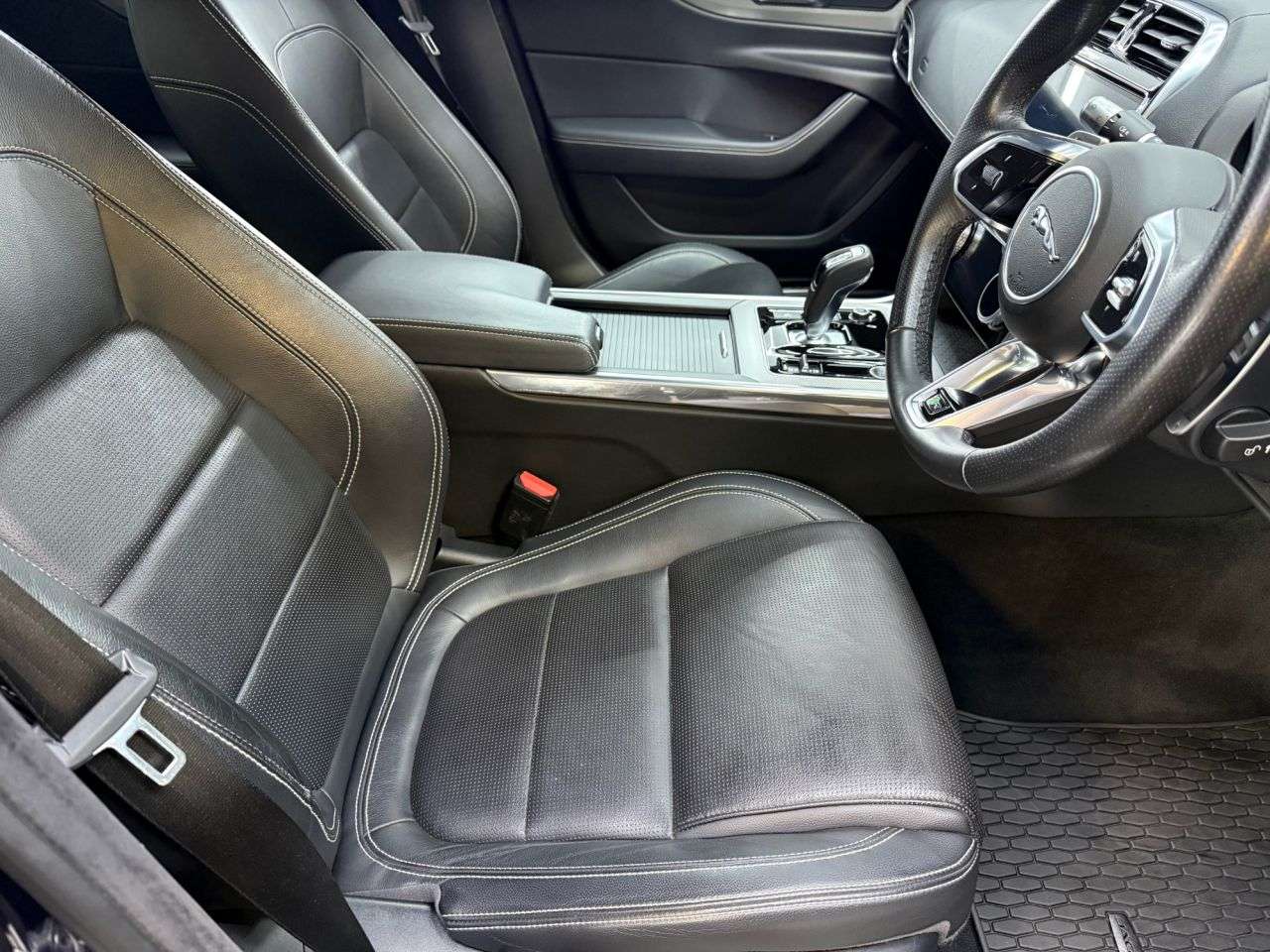 2020 JAGUAR XE 2020 JAGUAR XE