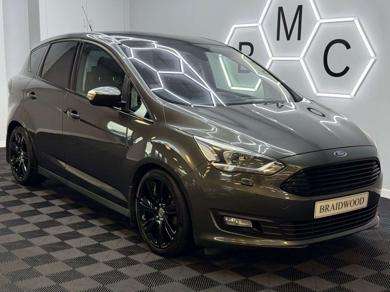 A 2016 FORD C-MAX 1.5 TDCi Titanium X MPV 5dr Diesel Manual Euro 6 (s/s) (120 ps) A 2016 FORD C-MAX 1.5 TDCi Titanium X MPV 5dr Diesel Manual Euro 6 (s/s) (120 ps)