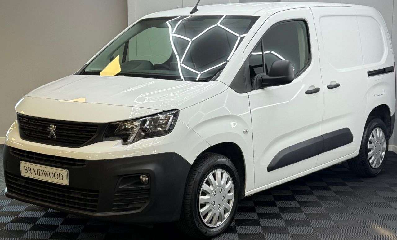 A 2019 PEUGEOT PARTNER 1.5 BlueHDi 1000 Professional Standard Panel Van 5dr Diesel Manual SWB Euro A 2019 PEUGEOT PARTNER 1.5 BlueHDi 1000 Professional Standard Panel Van 5dr Diesel Manual SWB Euro