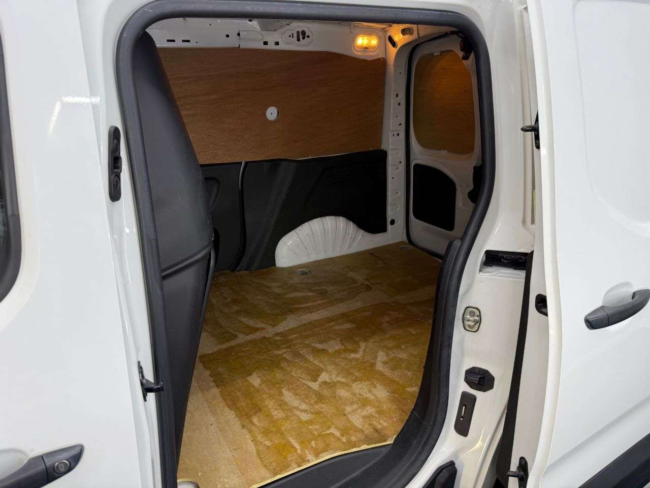 2019 PEUGEOT PARTNER 2019 PEUGEOT PARTNER