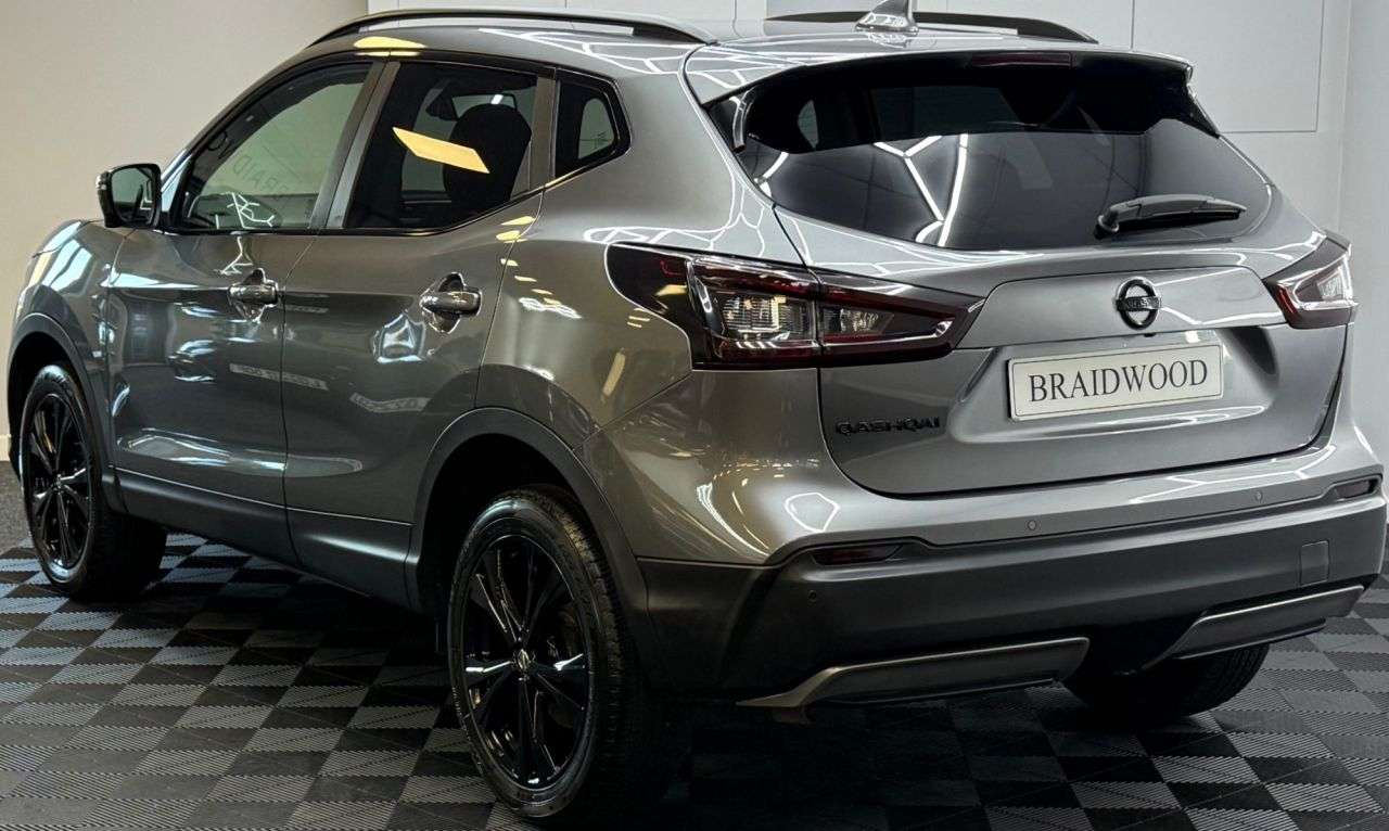 A 2019 NISSAN QASHQAI 1.3 DIG-T N-Connecta SUV 5dr Petrol Manual Euro 6 (s/s) (140 ps) A 2019 NISSAN QASHQAI 1.3 DIG-T N-Connecta SUV 5dr Petrol Manual Euro 6 (s/s) (140 ps)