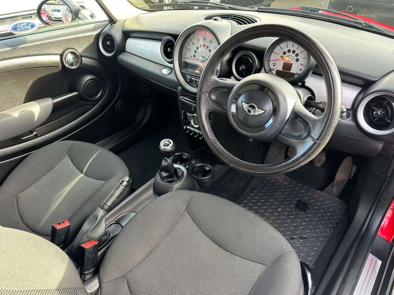 A 2012 MINI HATCH 1.6 One Hatchback 3dr Petrol Manual Euro 5 (98 ps) BLUETOOTH-ALLOY WHEELS A 2012 MINI HATCH 1.6 One Hatchback 3dr Petrol Manual Euro 5 (98 ps) BLUETOOTH-ALLOY WHEELS