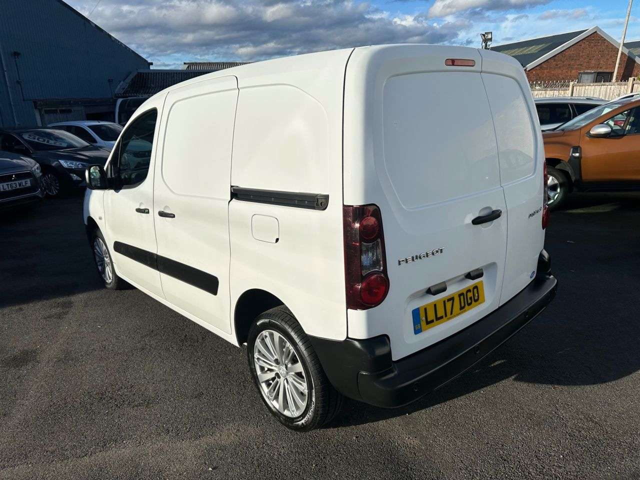 2017 PEUGEOT PARTNER 2017 PEUGEOT PARTNER