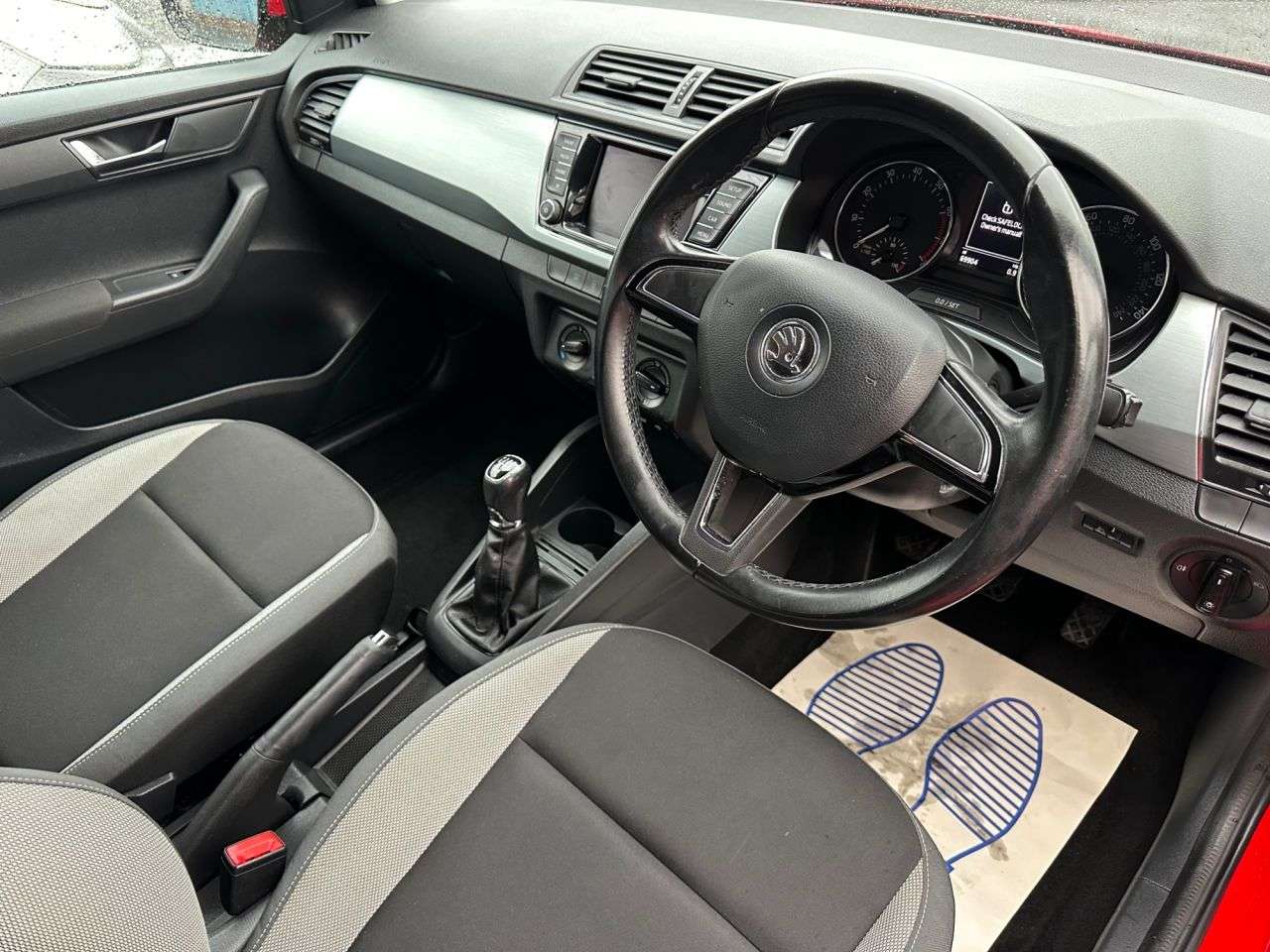 2015 SKODA FABIA 2015 SKODA FABIA