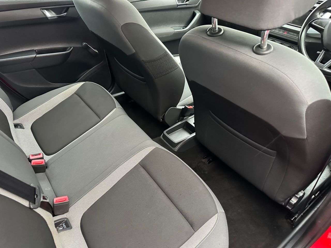 2015 SKODA FABIA 2015 SKODA FABIA