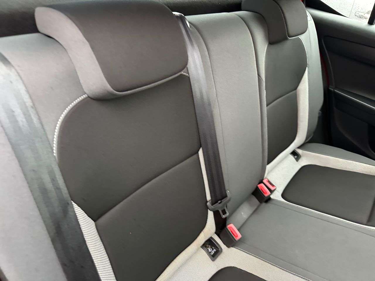 2015 SKODA FABIA 2015 SKODA FABIA