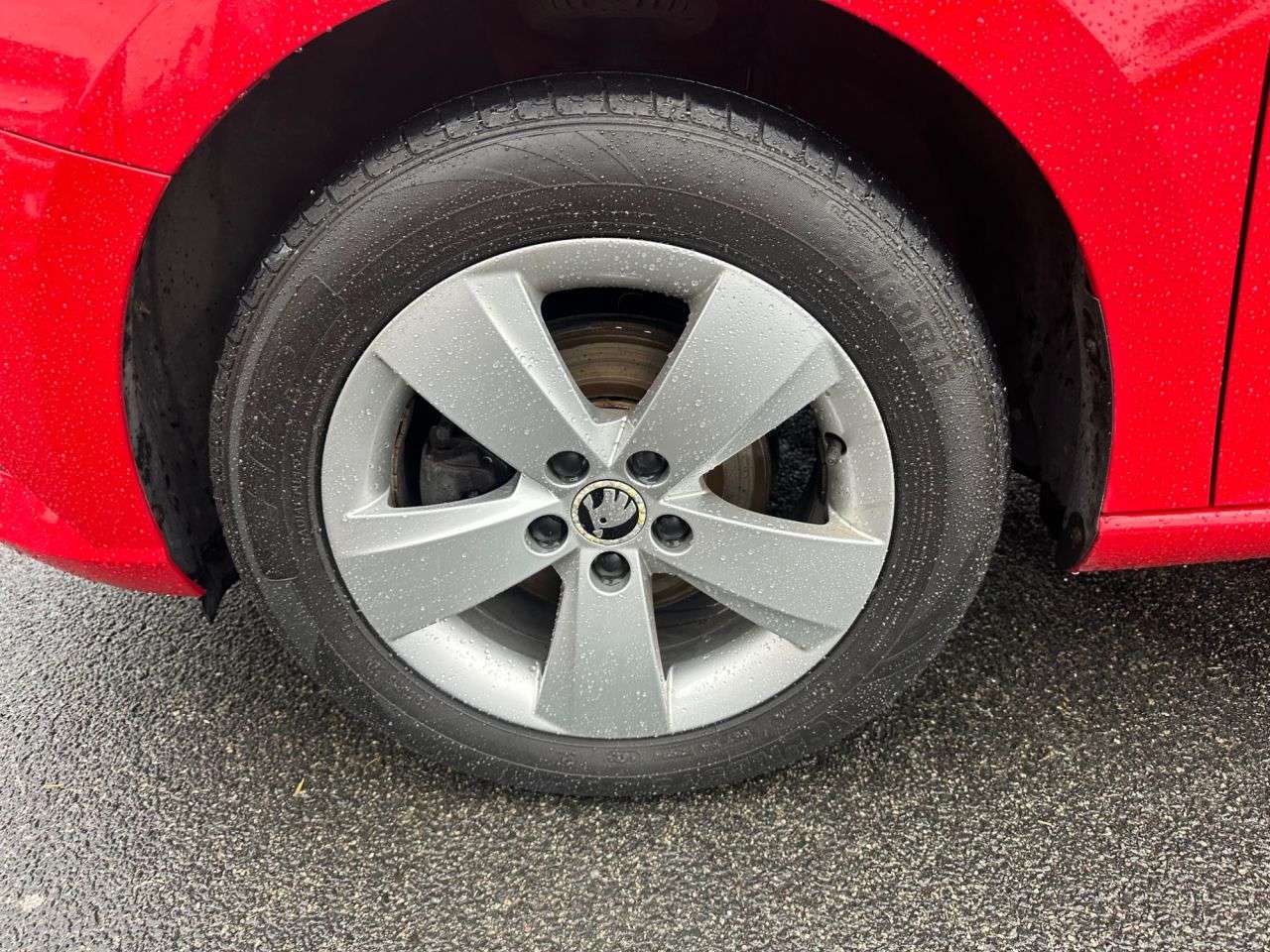 2015 SKODA FABIA 2015 SKODA FABIA