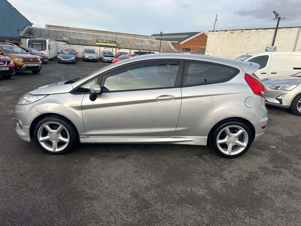 2011 FORD FIESTA 2011 FORD FIESTA