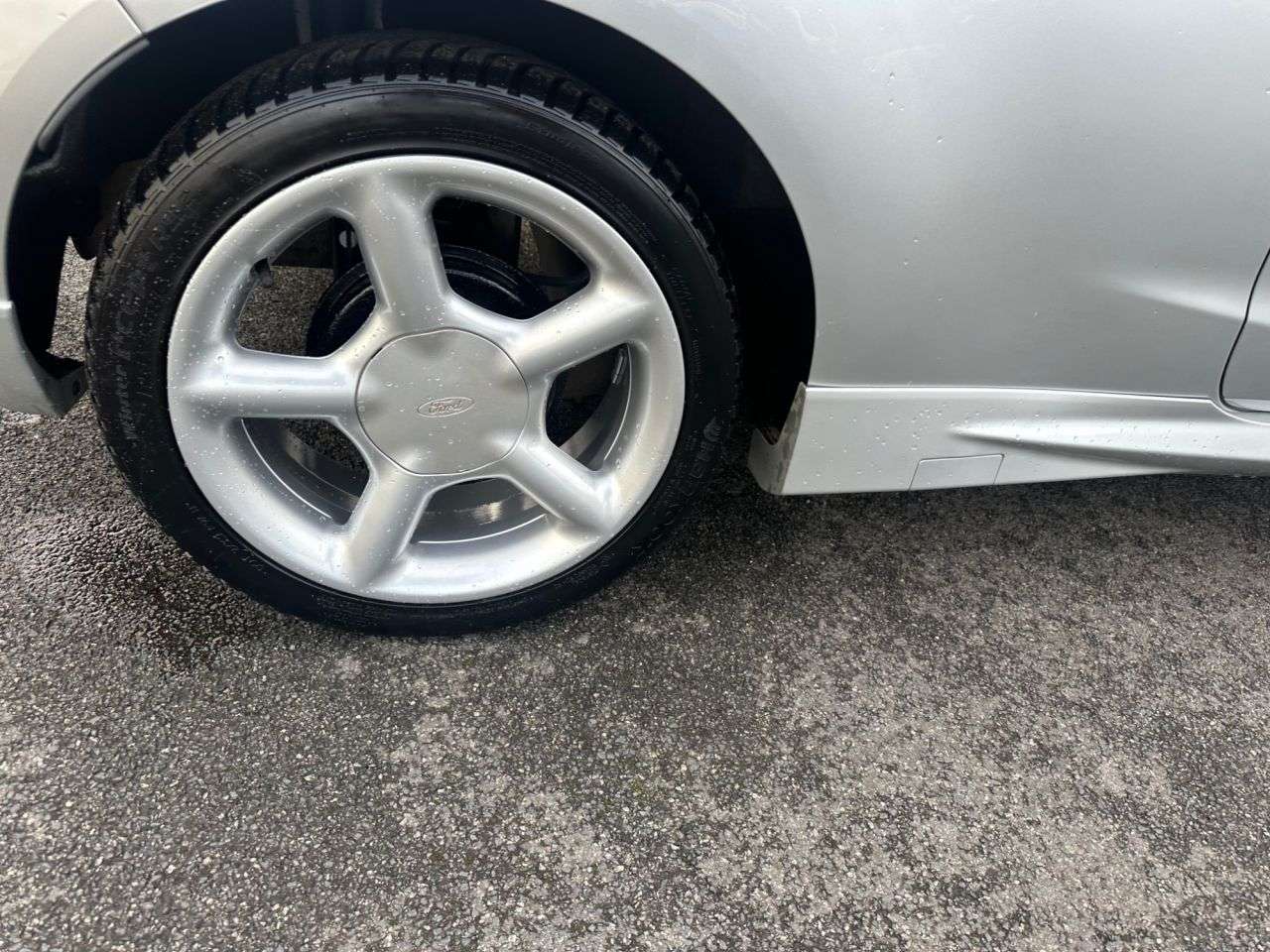 2011 FORD FIESTA 2011 FORD FIESTA