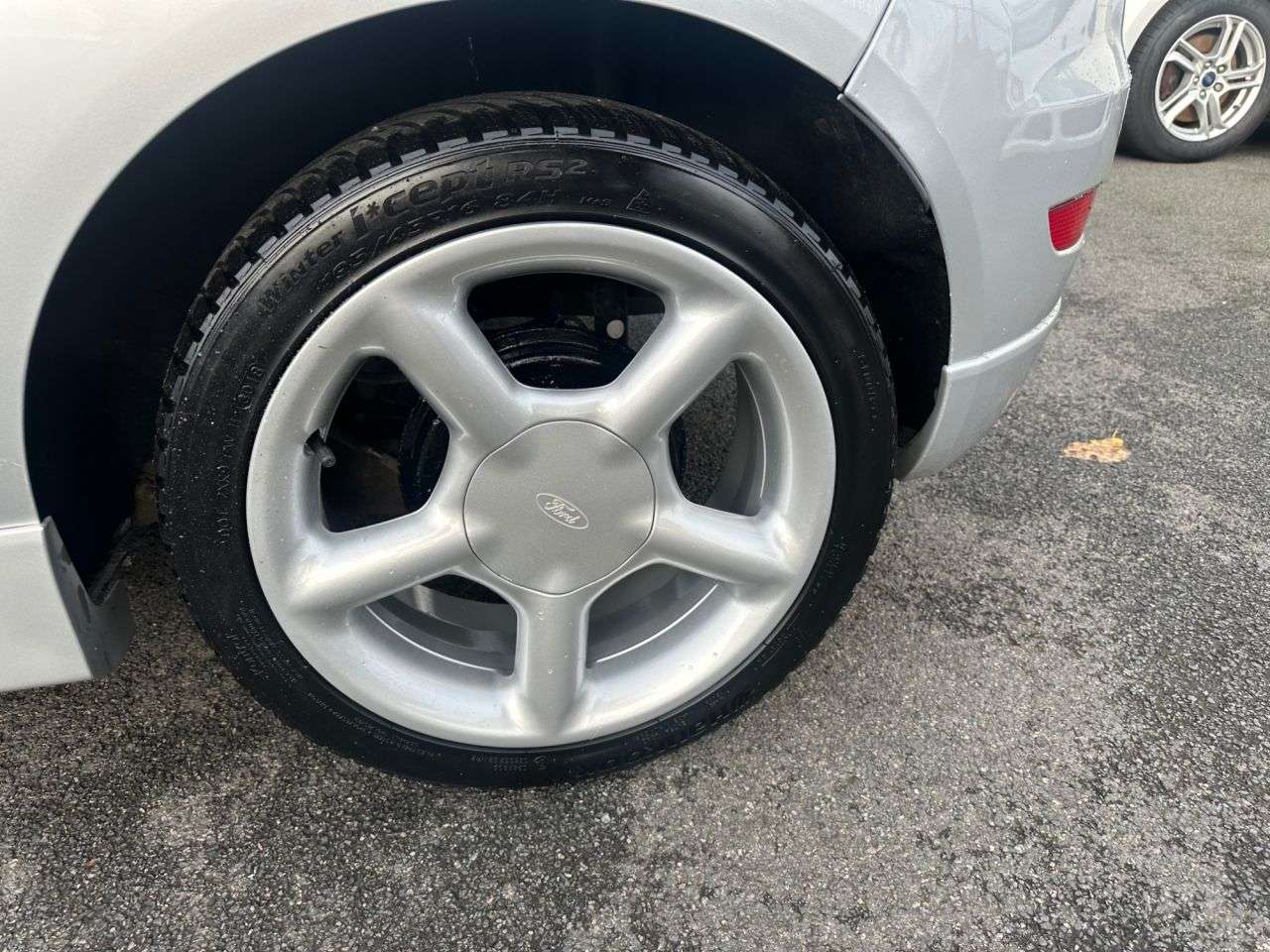 2011 FORD FIESTA 2011 FORD FIESTA