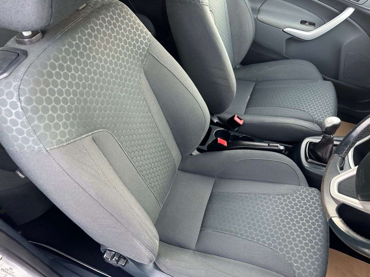 2011 FORD FIESTA 2011 FORD FIESTA