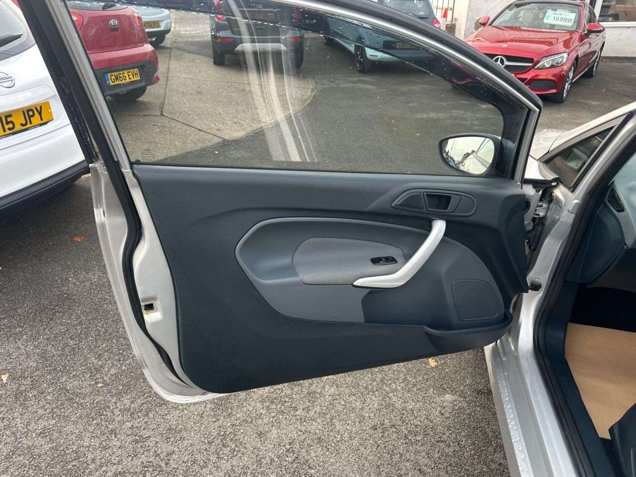 2011 FORD FIESTA 2011 FORD FIESTA