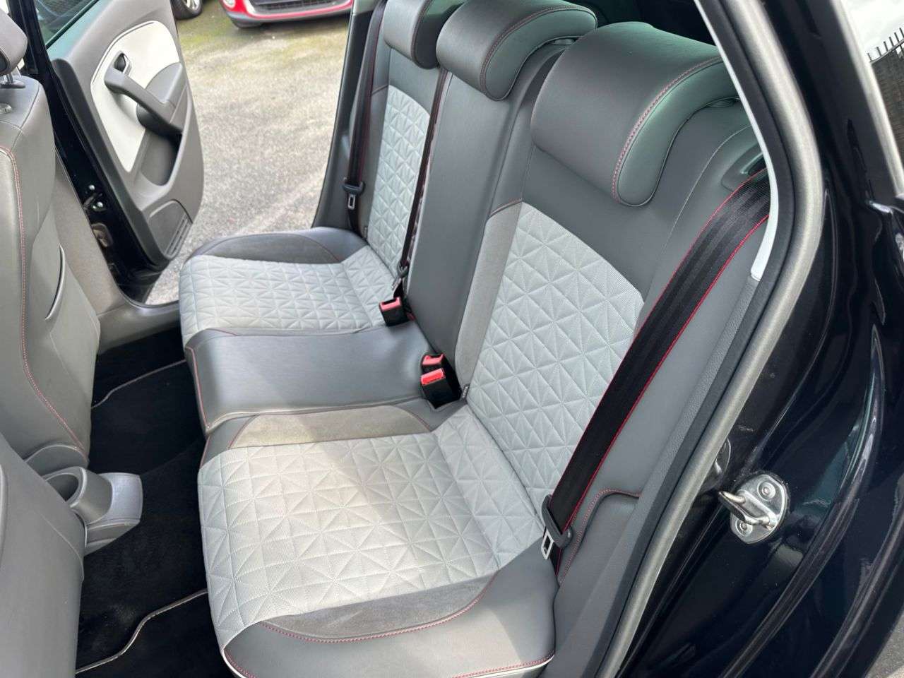 2017 VOLKSWAGEN POLO 2017 VOLKSWAGEN POLO