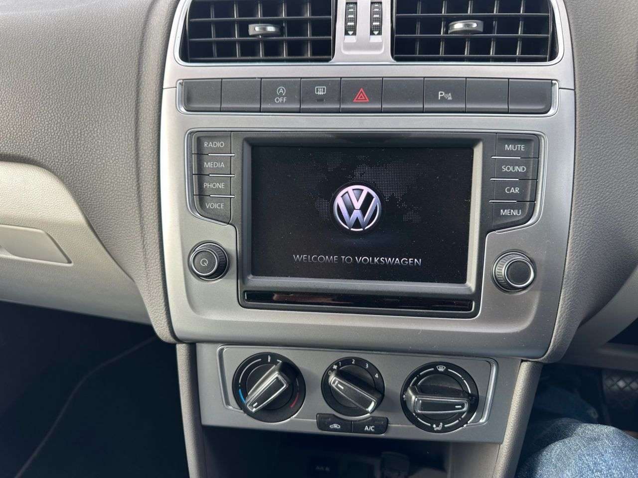 2017 VOLKSWAGEN POLO 2017 VOLKSWAGEN POLO