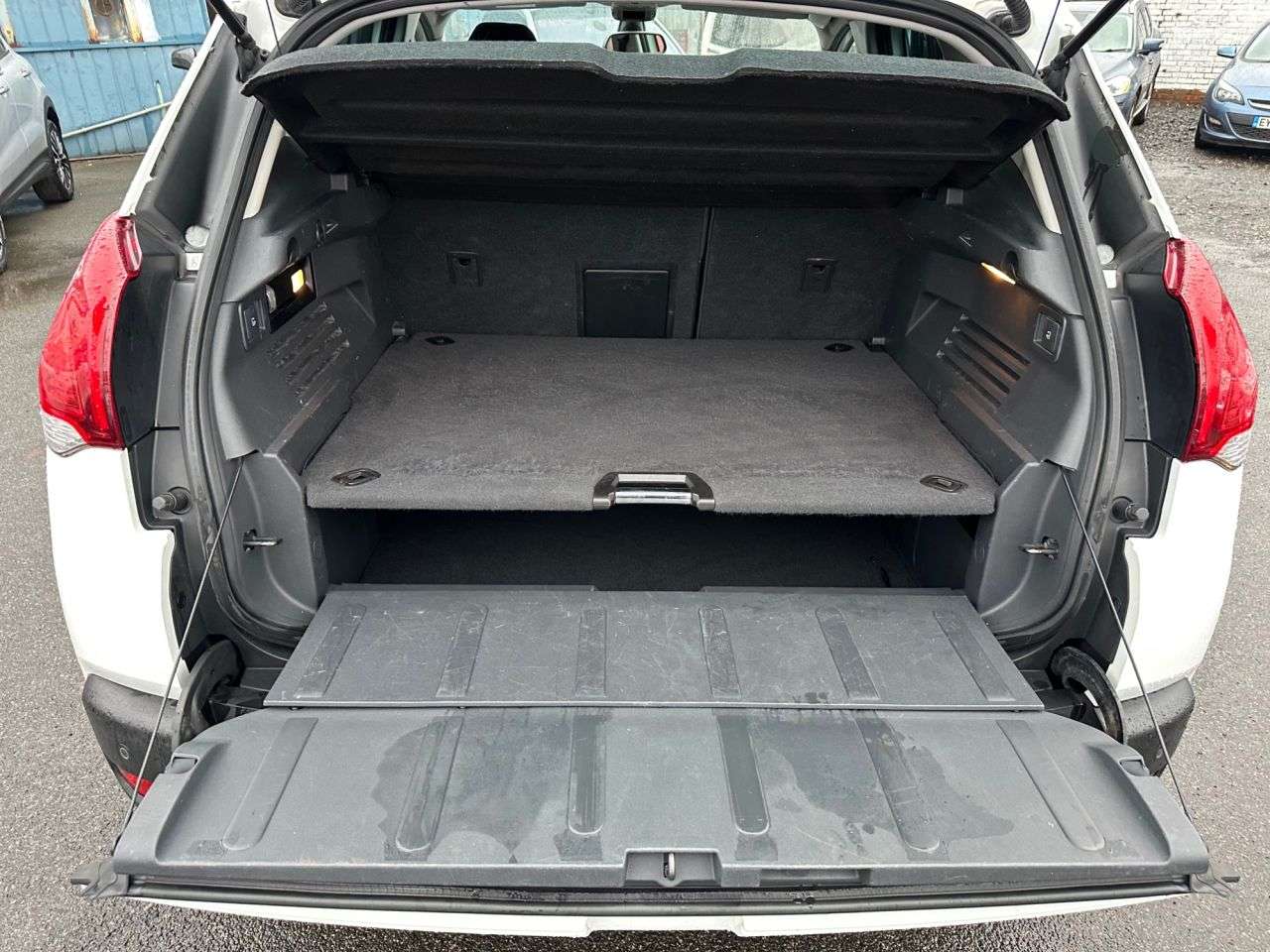 2015 PEUGEOT 3008 2015 PEUGEOT 3008