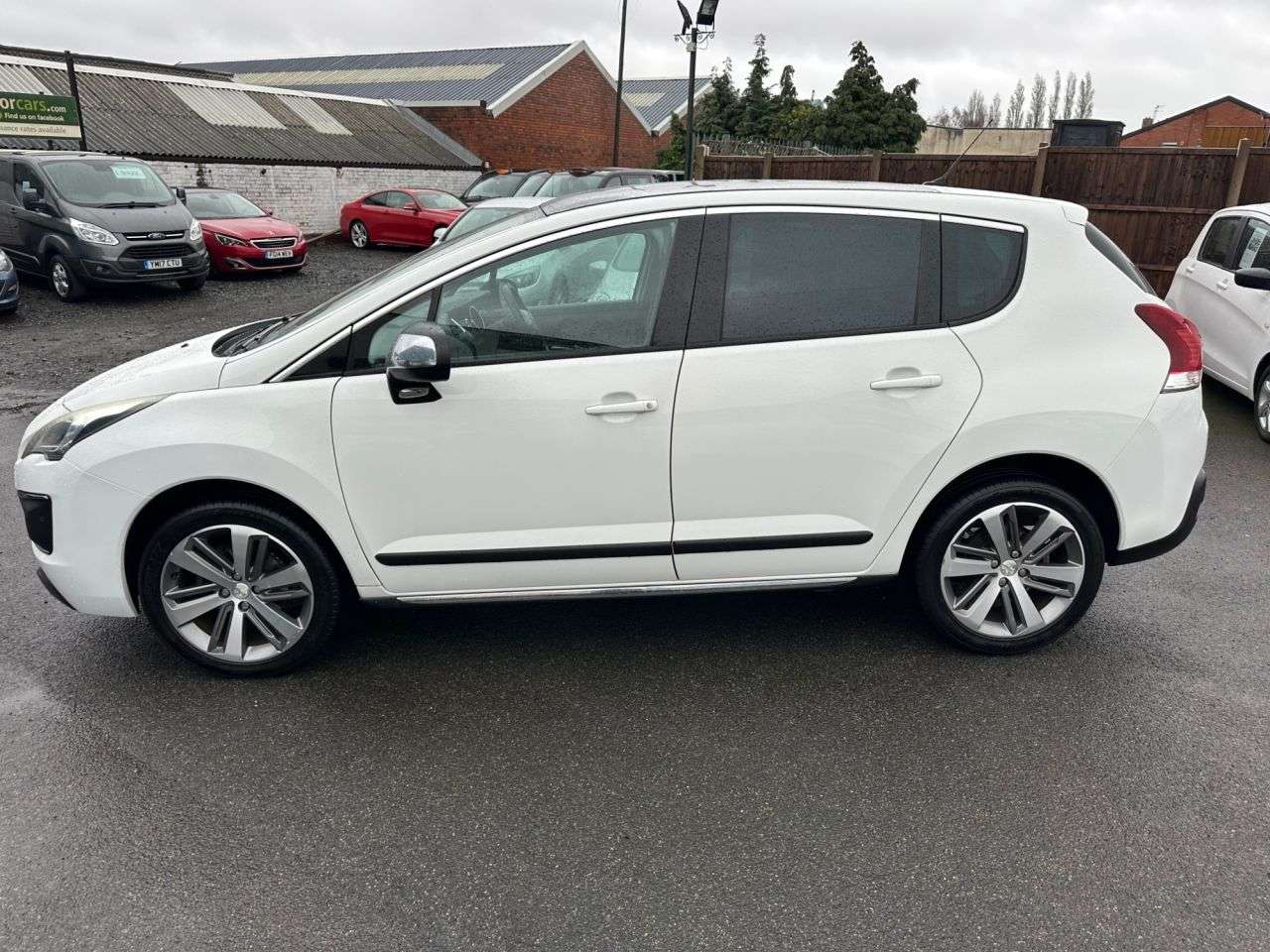 2015 PEUGEOT 3008 2015 PEUGEOT 3008