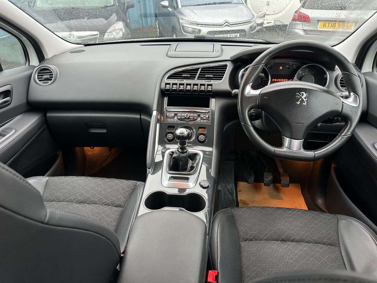 2015 PEUGEOT 3008 2015 PEUGEOT 3008