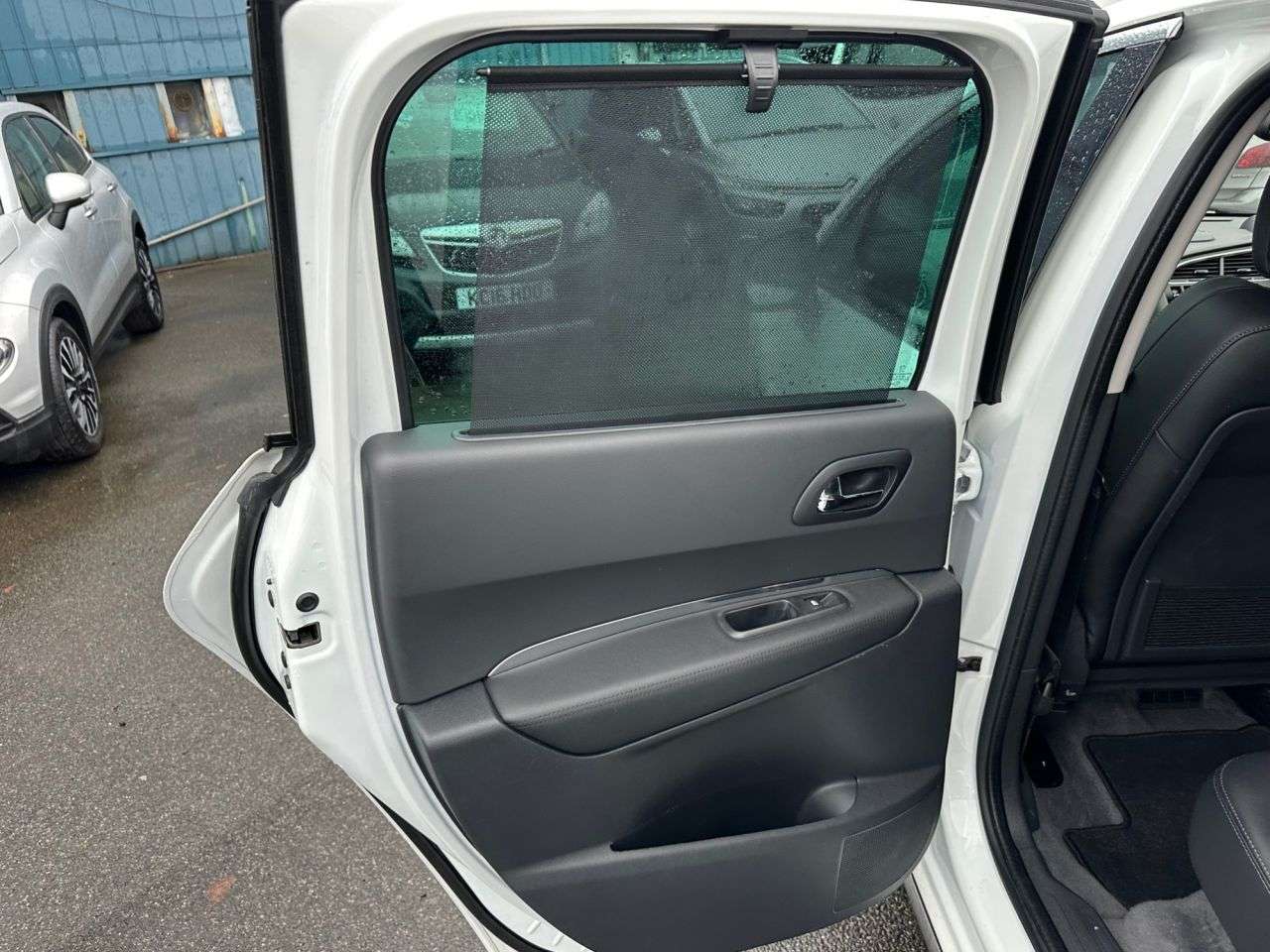 2015 PEUGEOT 3008 2015 PEUGEOT 3008