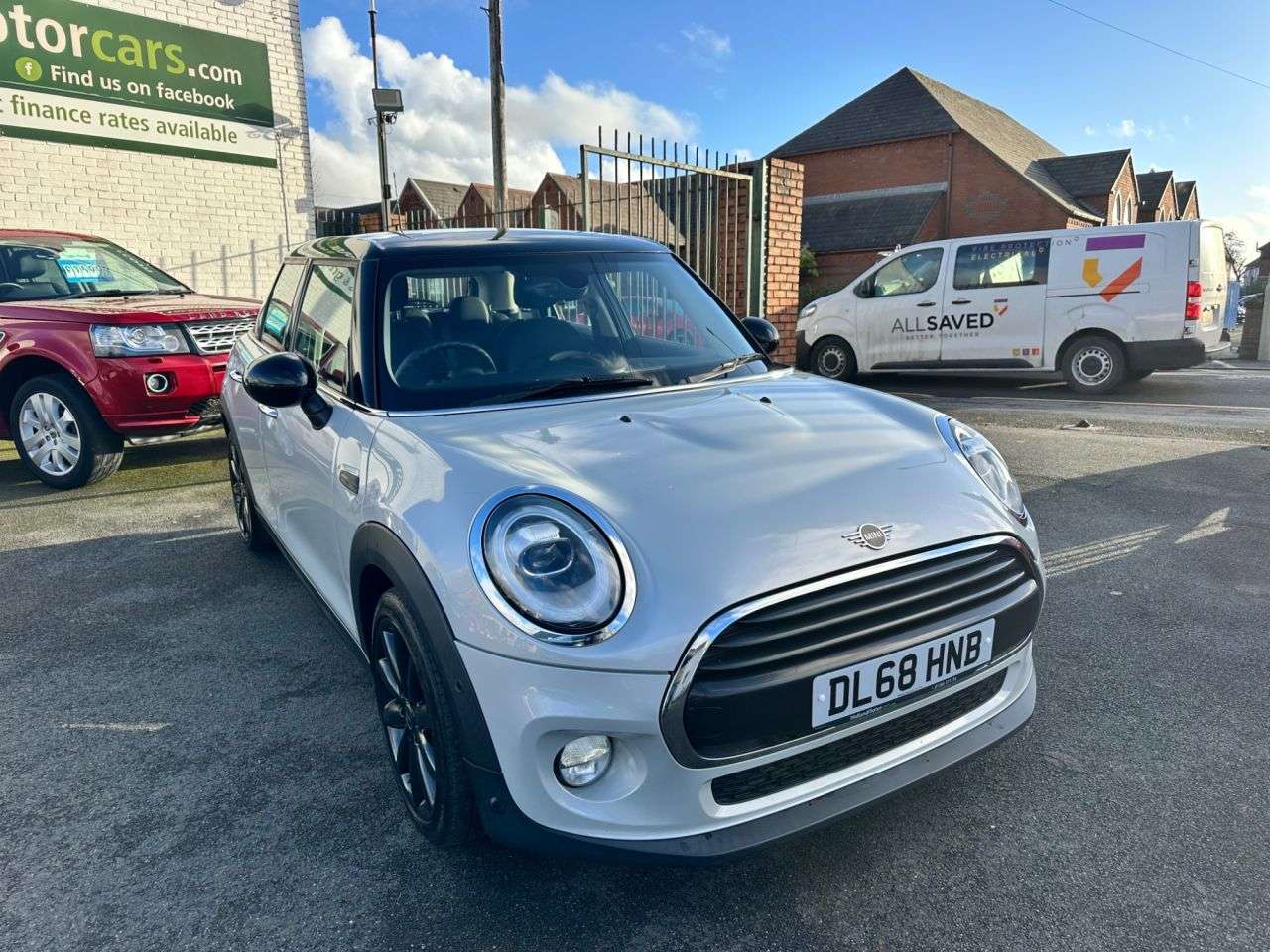 A 2018 MINI HATCH 1.5 Cooper Classic Hatchback 5dr Petrol Manual Euro 6 (s/s) (136 ps) DAB RA A 2018 MINI HATCH 1.5 Cooper Classic Hatchback 5dr Petrol Manual Euro 6 (s/s) (136 ps) DAB RA