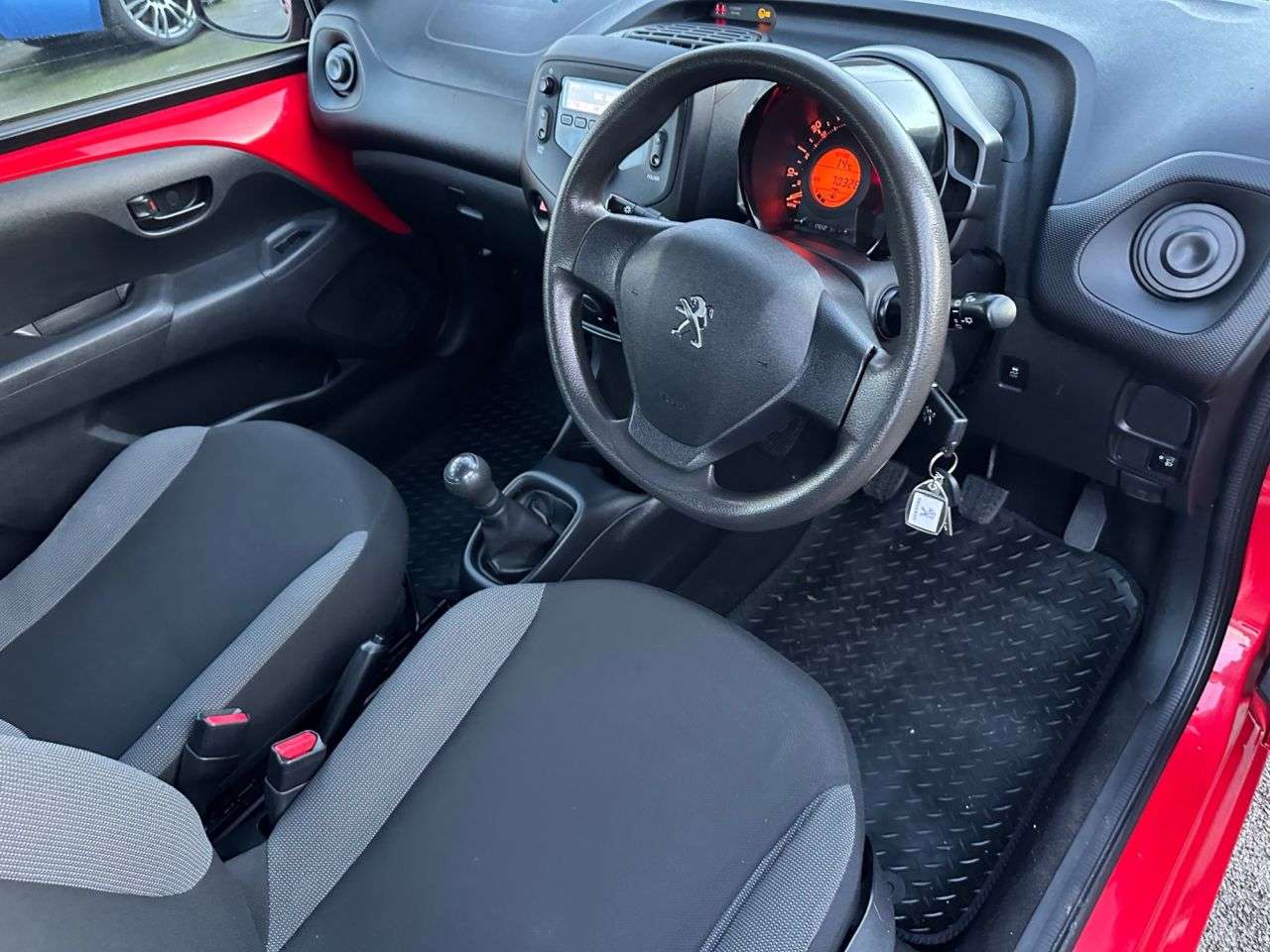 2016 PEUGEOT 108 2016 PEUGEOT 108