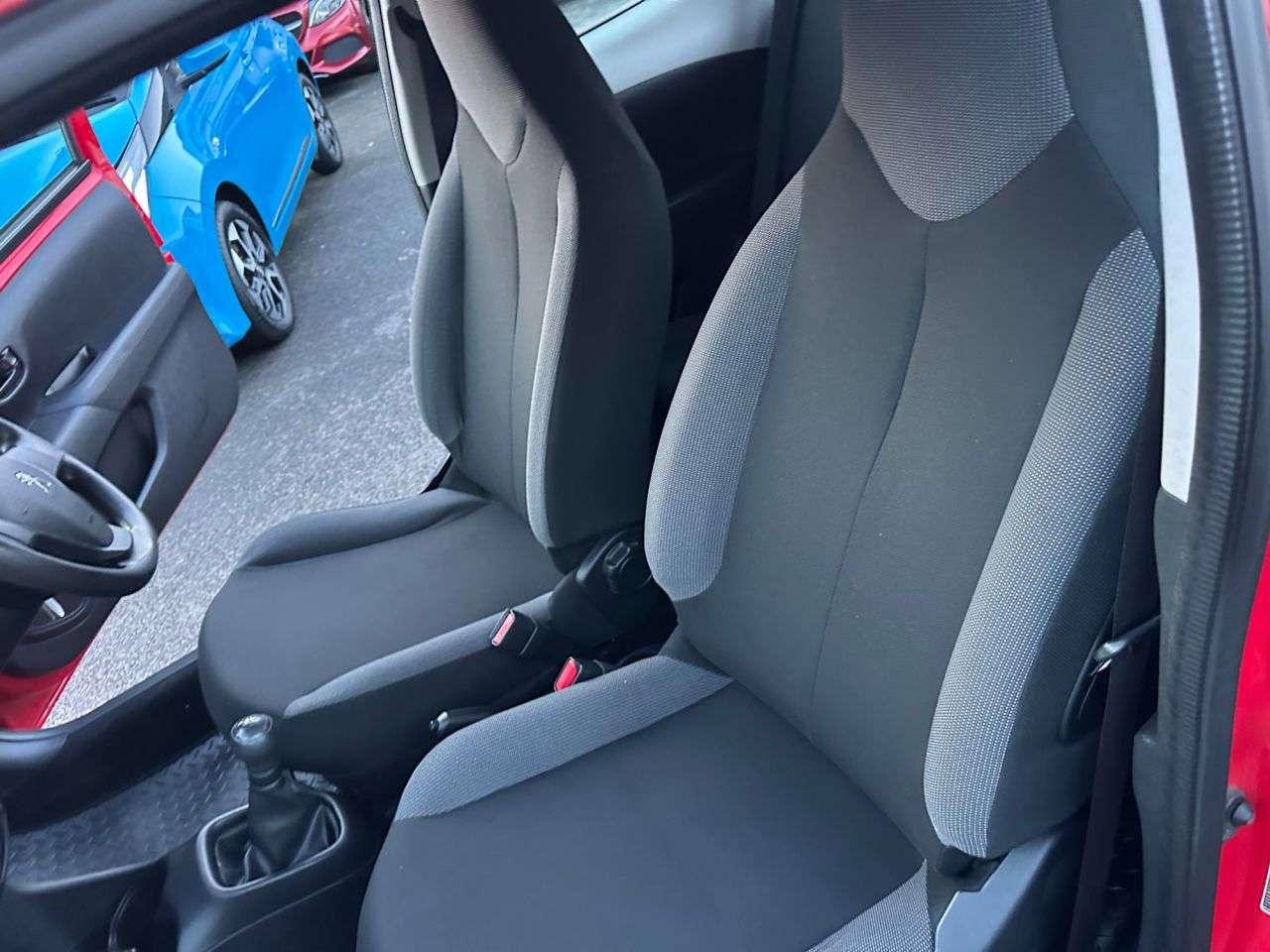 2016 PEUGEOT 108 2016 PEUGEOT 108