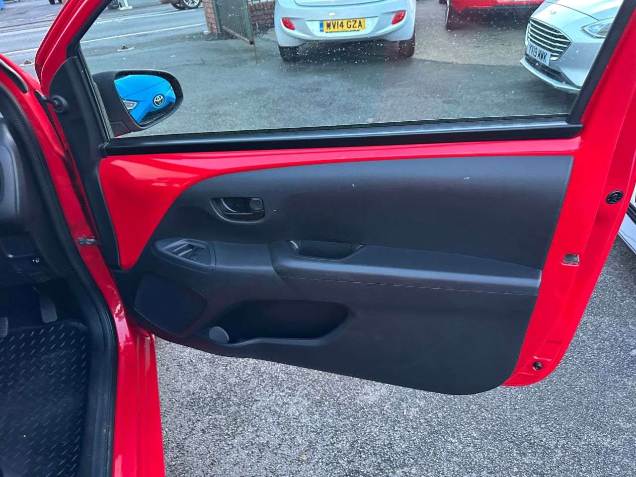 2016 PEUGEOT 108 2016 PEUGEOT 108