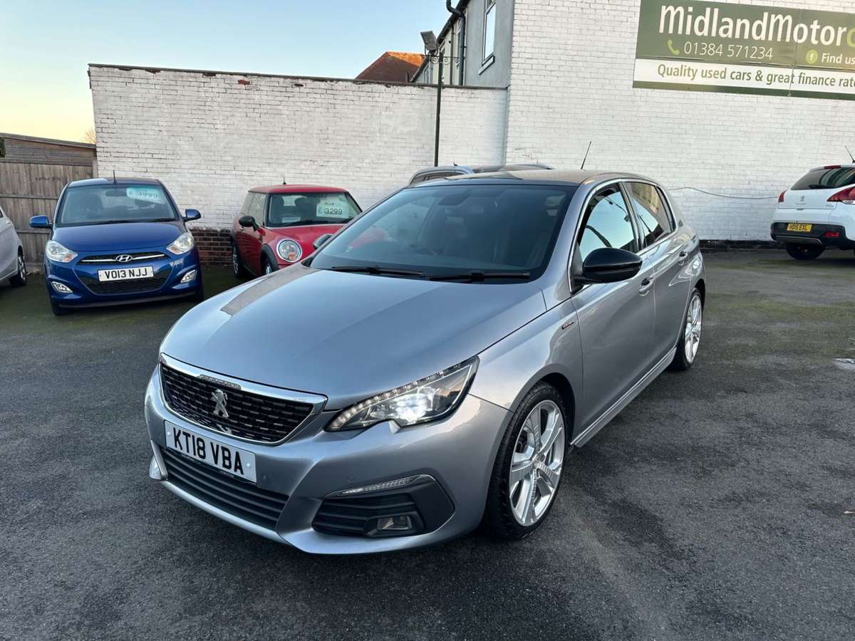 Check out this Peugeot 308 2018 Diesel Manual