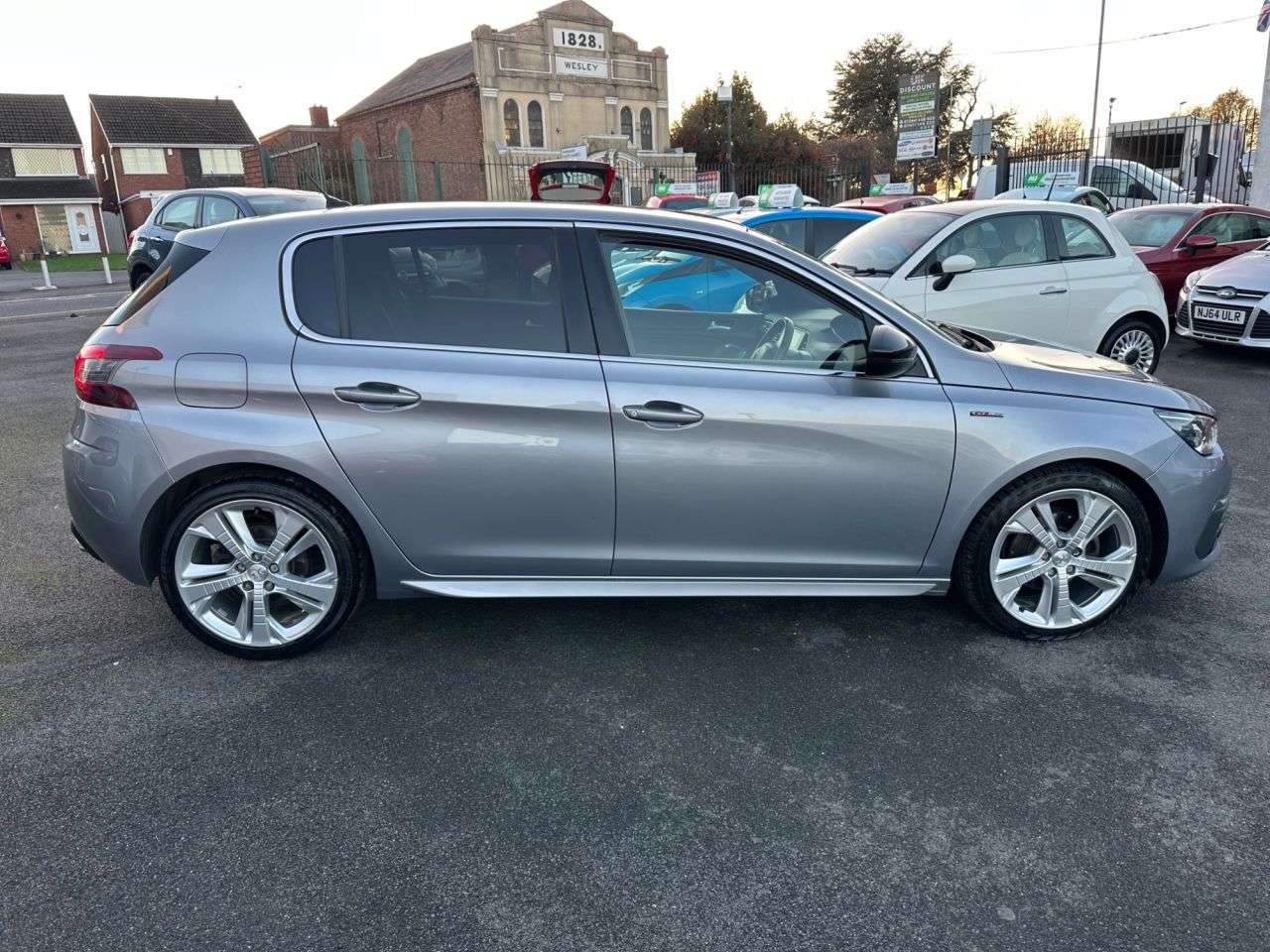 2018 PEUGEOT 308 2018 PEUGEOT 308