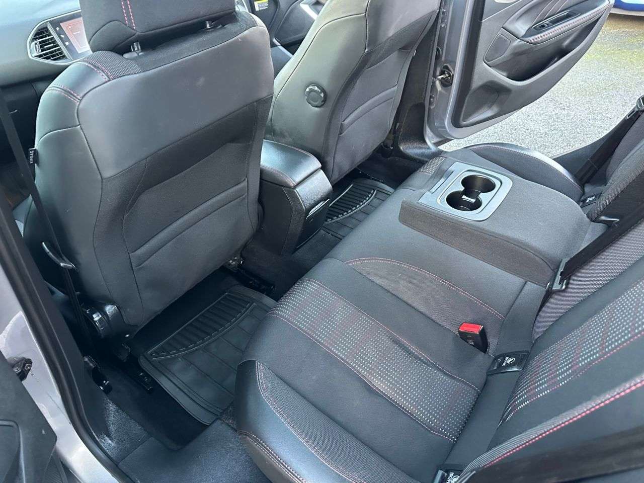 2018 PEUGEOT 308 2018 PEUGEOT 308