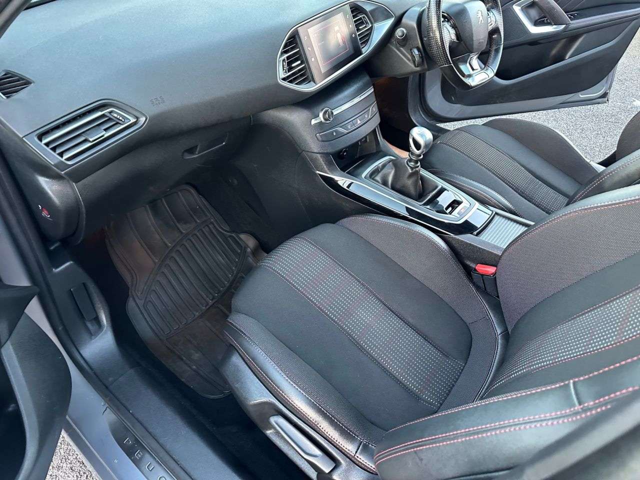 2018 PEUGEOT 308 2018 PEUGEOT 308