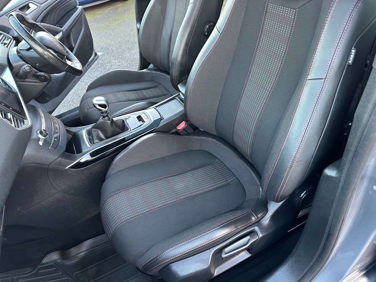 2018 PEUGEOT 308 2018 PEUGEOT 308