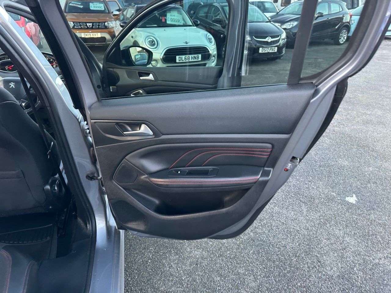 2018 PEUGEOT 308 2018 PEUGEOT 308