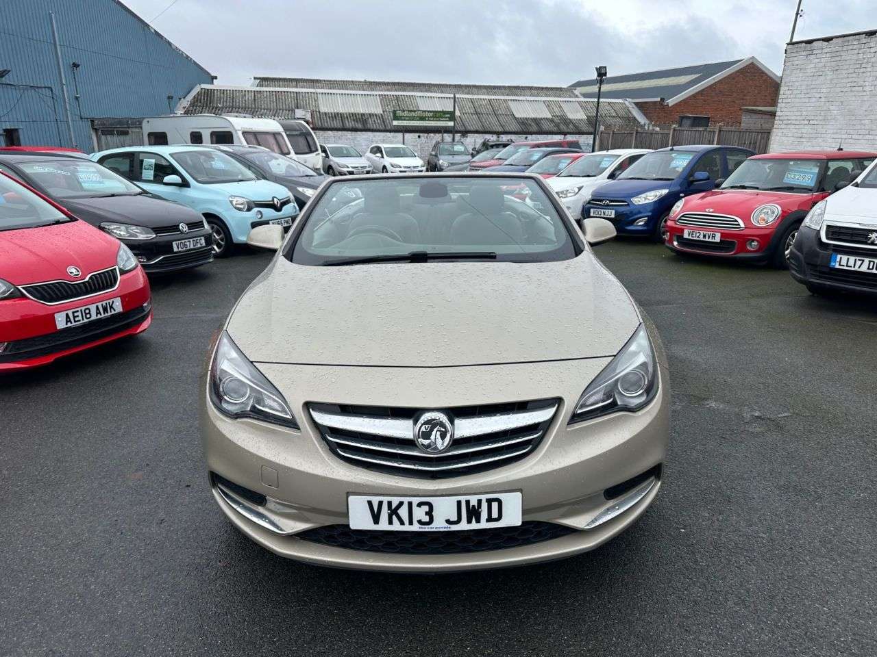 A 2013 VAUXHALL CASCADA 1.4T SE Convertible 2dr Petrol Manual Euro 5 (s/s) (140 ps) 12 MONTHS MOT-A A 2013 VAUXHALL CASCADA 1.4T SE Convertible 2dr Petrol Manual Euro 5 (s/s) (140 ps) 12 MONTHS MOT-A