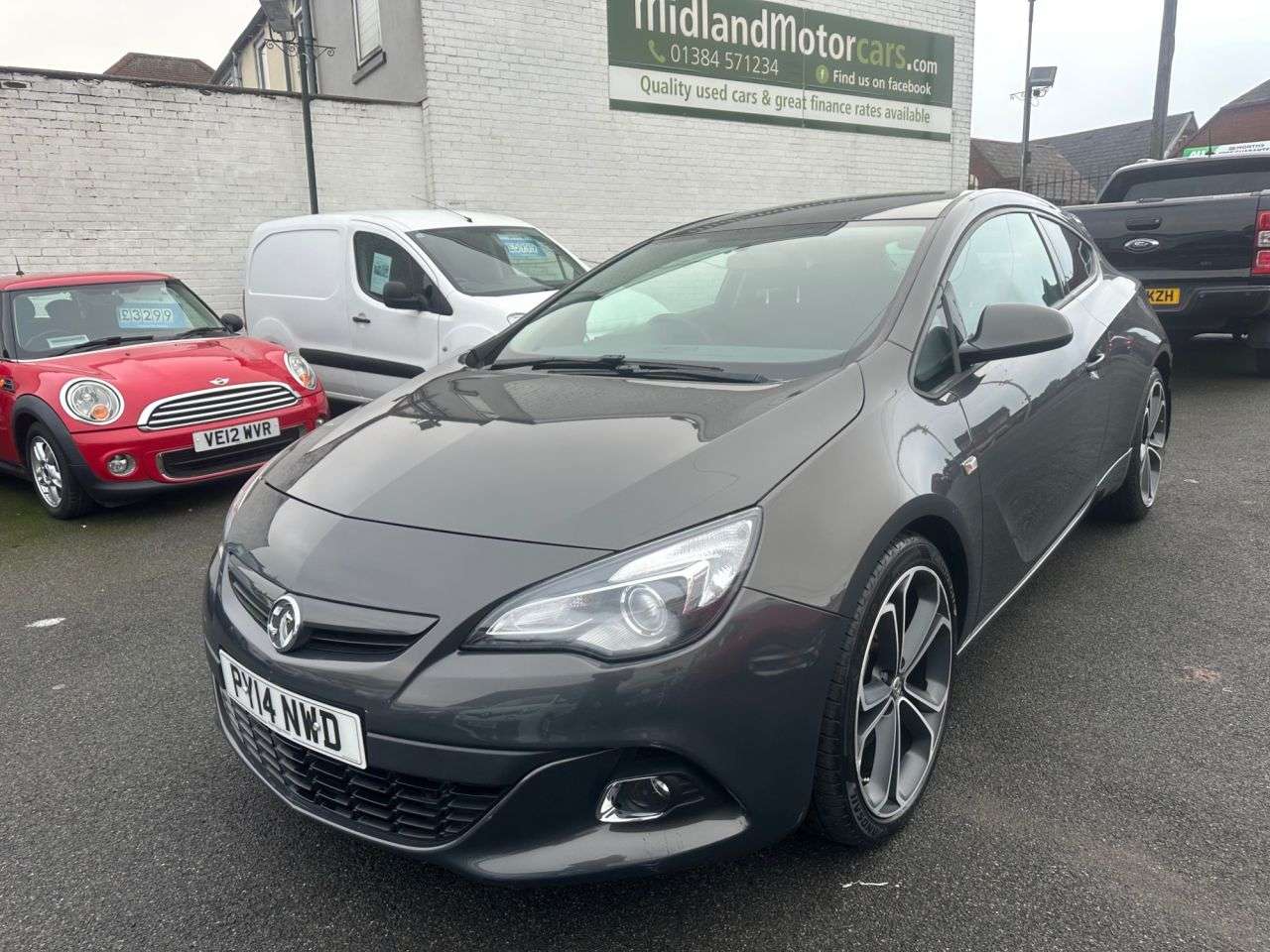 A 2014 VAUXHALL ASTRA GTC 1.4T 16V Limited Edition Coupe 3dr Petrol Manual Euro 5 (s/s) (120 ps) 20 I A 2014 VAUXHALL ASTRA GTC 1.4T 16V Limited Edition Coupe 3dr Petrol Manual Euro 5 (s/s) (120 ps) 20 I