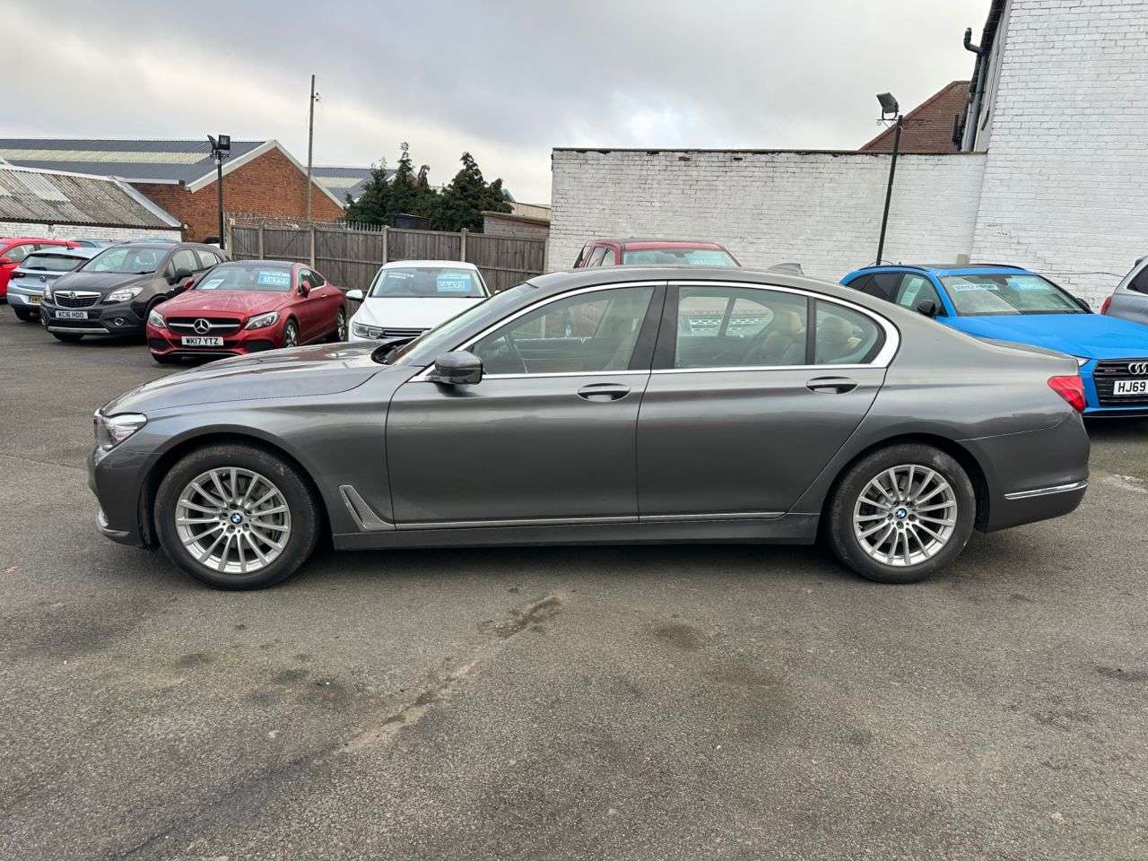 A 2019 BMW 7 SERIES 3.0 730d Saloon 4dr Diesel Auto xDrive Euro 6 (s/s) (265 ps) TOP SPEC-1 FOR A 2019 BMW 7 SERIES 3.0 730d Saloon 4dr Diesel Auto xDrive Euro 6 (s/s) (265 ps) TOP SPEC-1 FOR