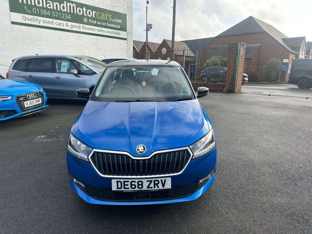 A 2018 SKODA FABIA 1.0 Colour Edition Hatchback 5dr Petrol Manual Euro 6 (s/s) (75 ps) PARK PI A 2018 SKODA FABIA 1.0 Colour Edition Hatchback 5dr Petrol Manual Euro 6 (s/s) (75 ps) PARK PI