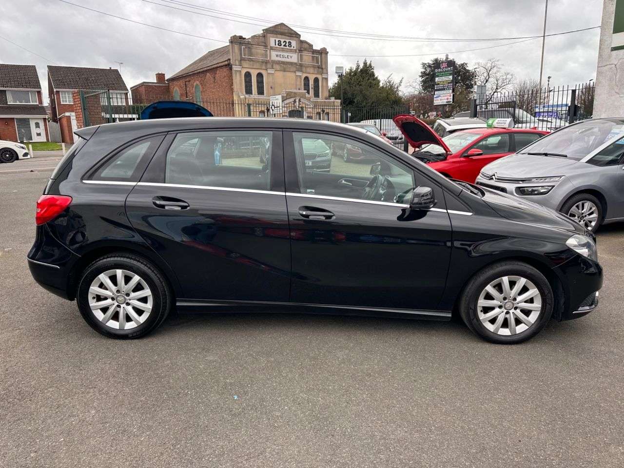 A 2014 MERCEDES-BENZ B-CLASS 1.5 B180 CDI SE MPV 5dr Diesel 7G-DCT Euro 5 (s/s) (109 ps) BLUETOOTH-12 MO A 2014 MERCEDES-BENZ B-CLASS 1.5 B180 CDI SE MPV 5dr Diesel 7G-DCT Euro 5 (s/s) (109 ps) BLUETOOTH-12 MO